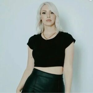 Klassy Network Baby Tee Brami Crop Top | XS